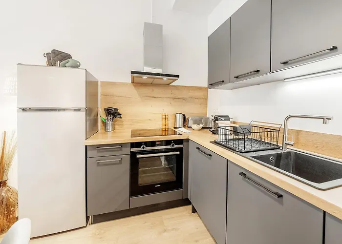 Le Saint Martin, Bel Appartement De Standing